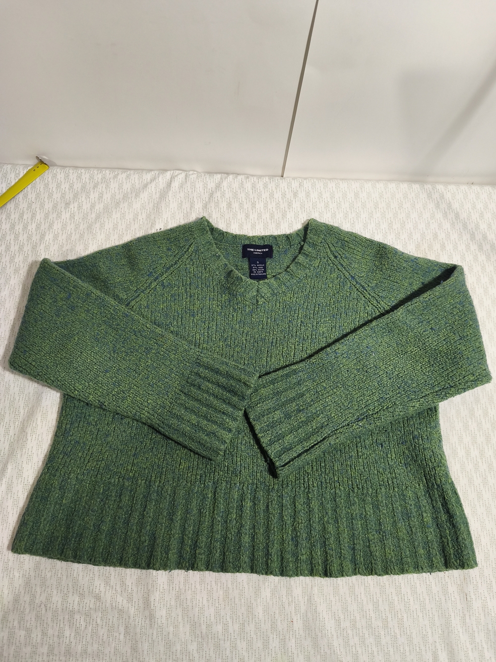 The Limited V-neck Green Sweater Size Small